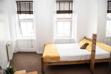 5 bed flat, Furzehill Road, Mutley, Plymouth, PL47JZ - Image 8